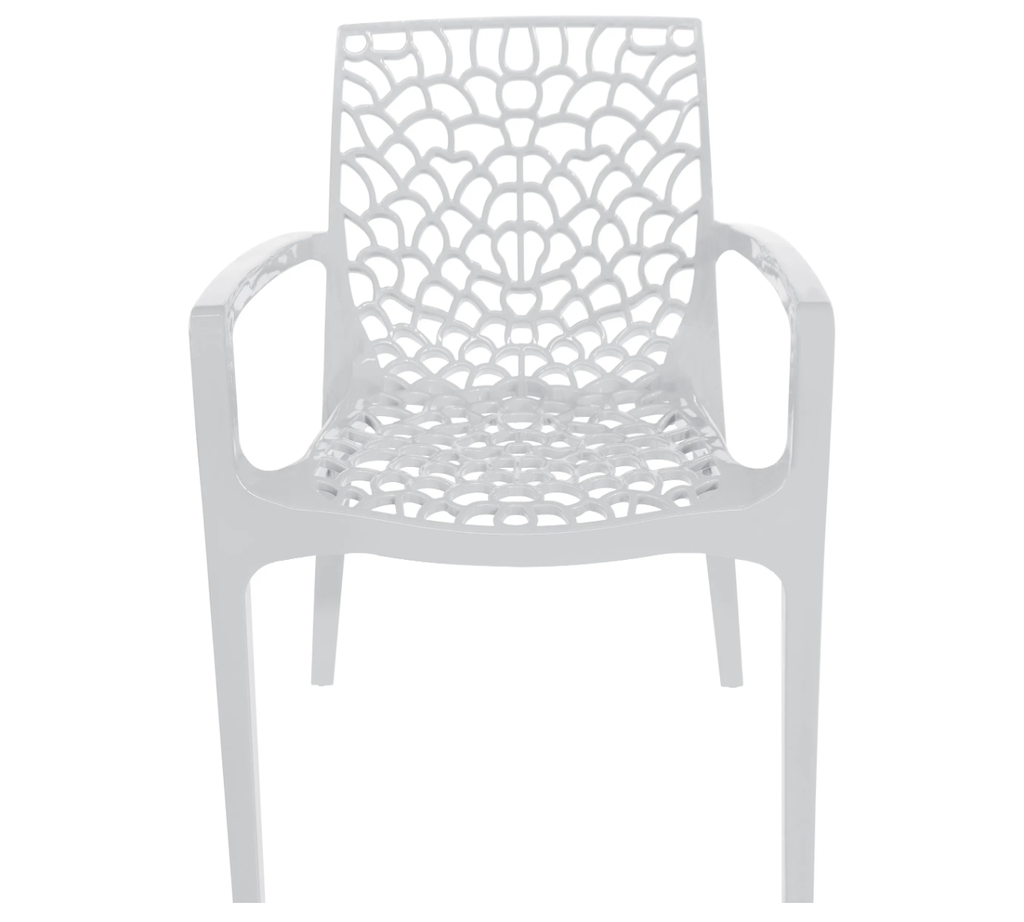  



Chaise blanche avec accoudoir 


