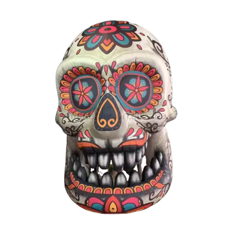 Tete de mort blanche et colorée 